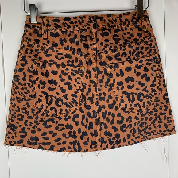 Free People Zip it up denim zipper mini skirt Animal print leopard - Picture 7 of 14